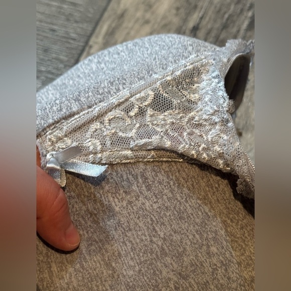 Lace Bras Pure Beauty By Rene Rofe Size 44DD Gray Grey Underwire Lined Bra - Picture 5 of 5